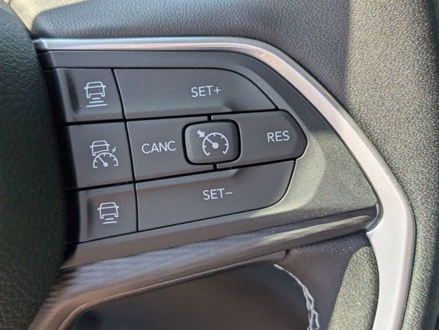 New 2026 Jeep Grand Cherokee Laredo AWD/4WD image 15