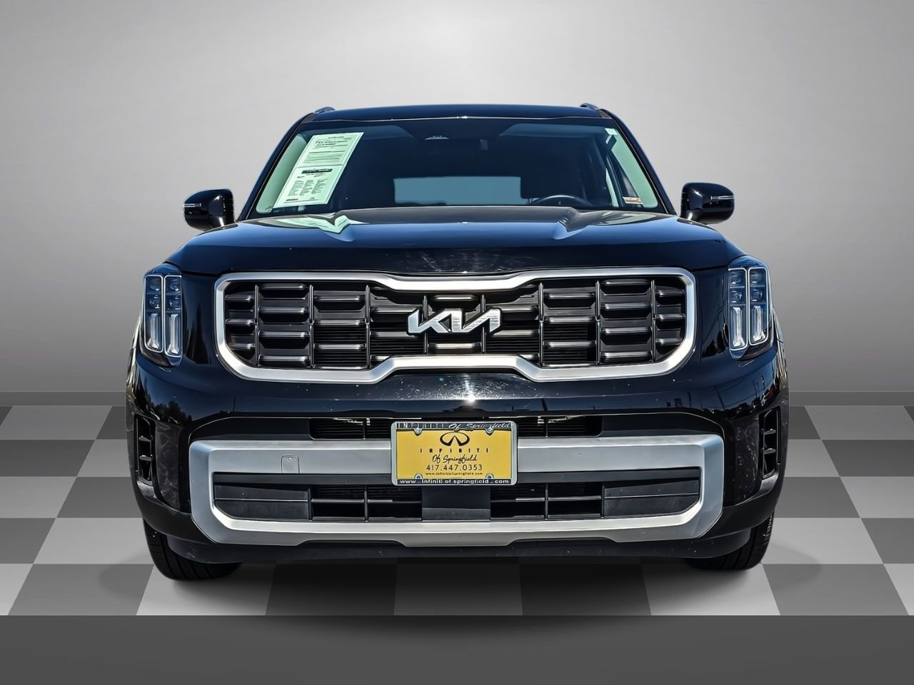 Used 2025 Kia Telluride S image 2