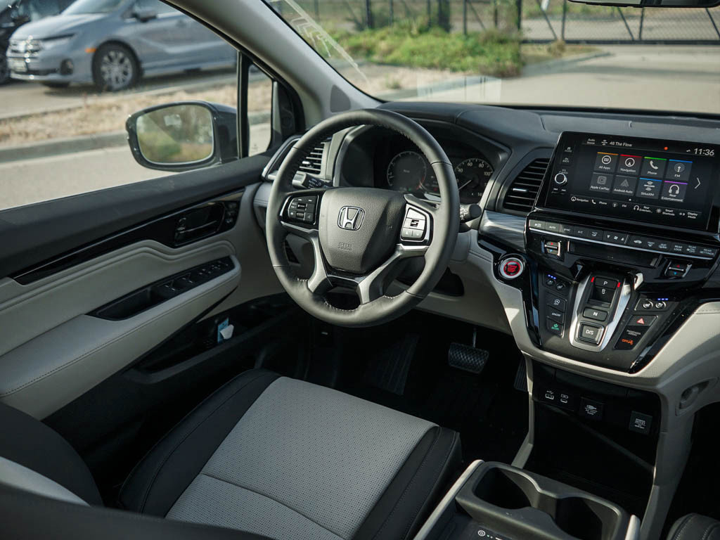 New 2026 Honda Odyssey Elite image 16