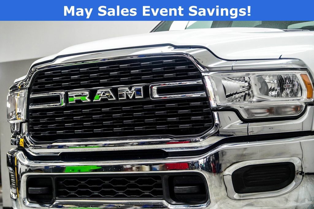 Used 2022 RAM 2500 Big Horn AWD/4WD image 2