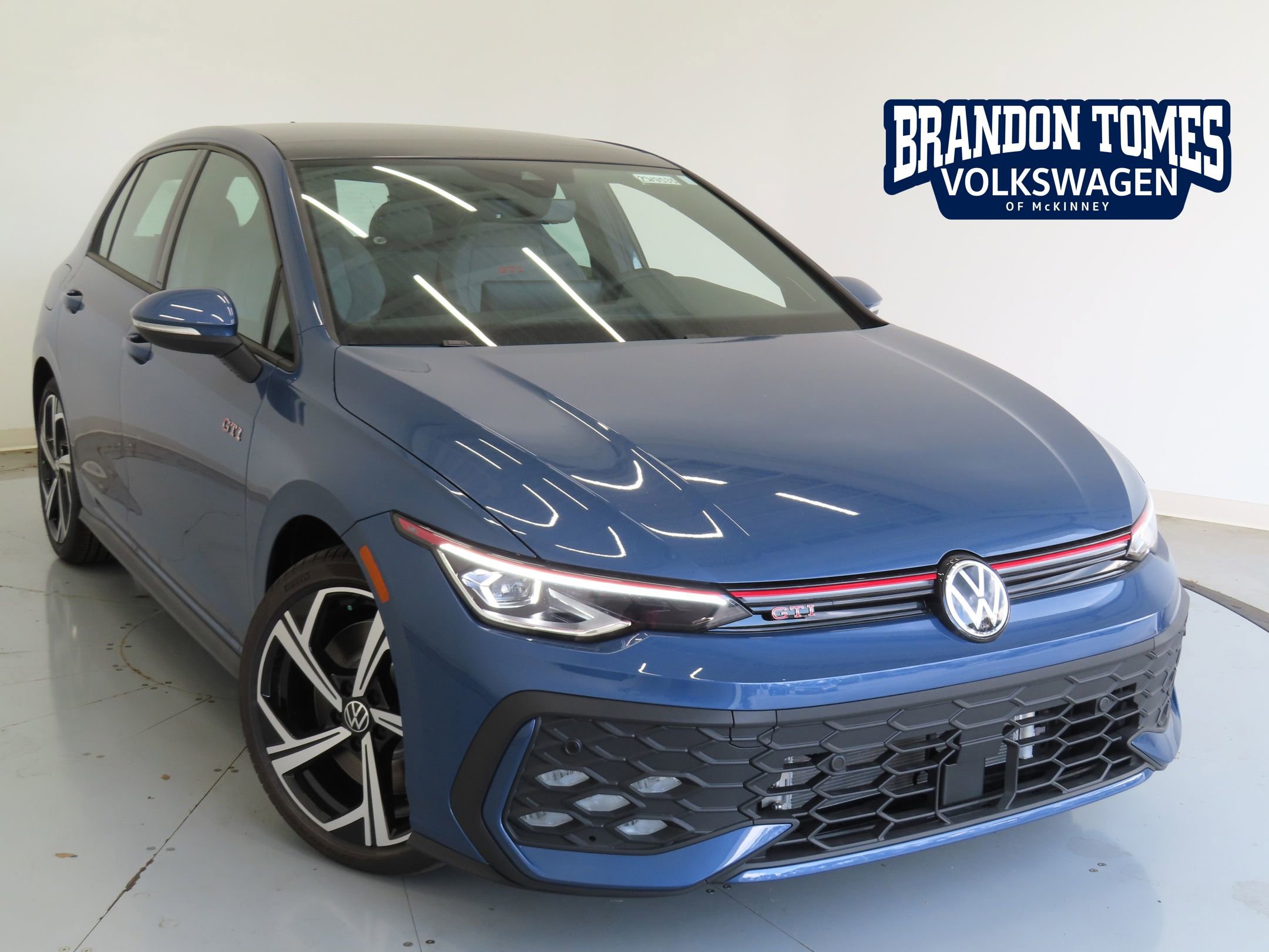 New 2025 Volkswagen GTI SE image 1