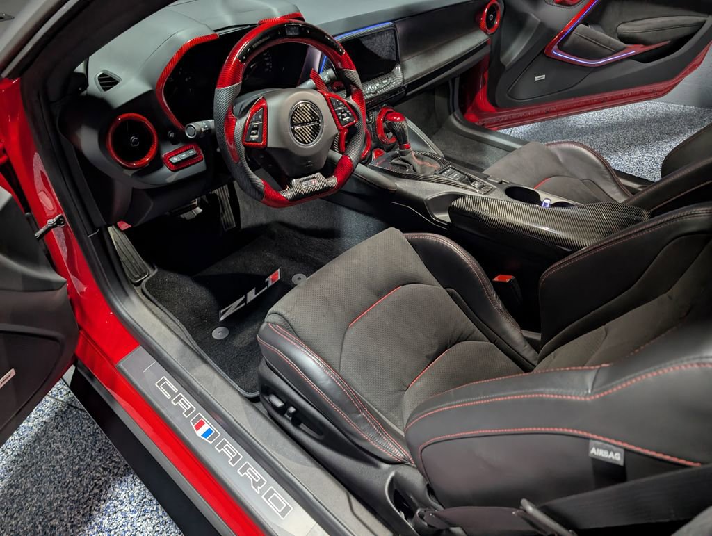 Used 2023 Chevrolet Camaro ZL1 RWD image 8