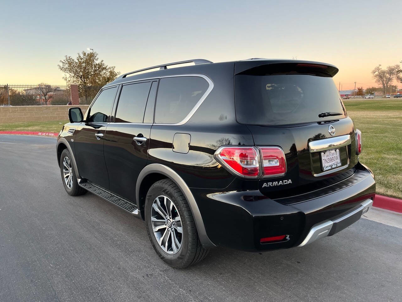 Used 2019 Nissan Armada SL w/ Premium Package image 3