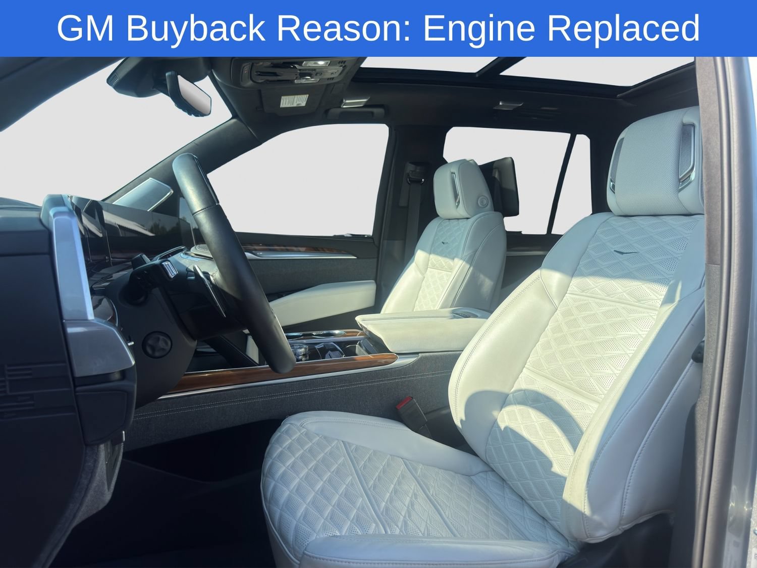 Used 2025 Cadillac Escalade Sport Platinum w/ LPO, ONYX Package AWD/4WD image 9