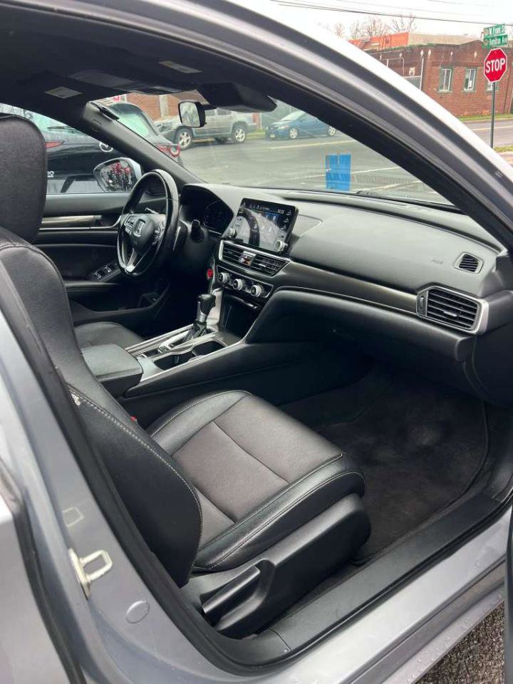 Used 2019 Honda Accord Sport image 28