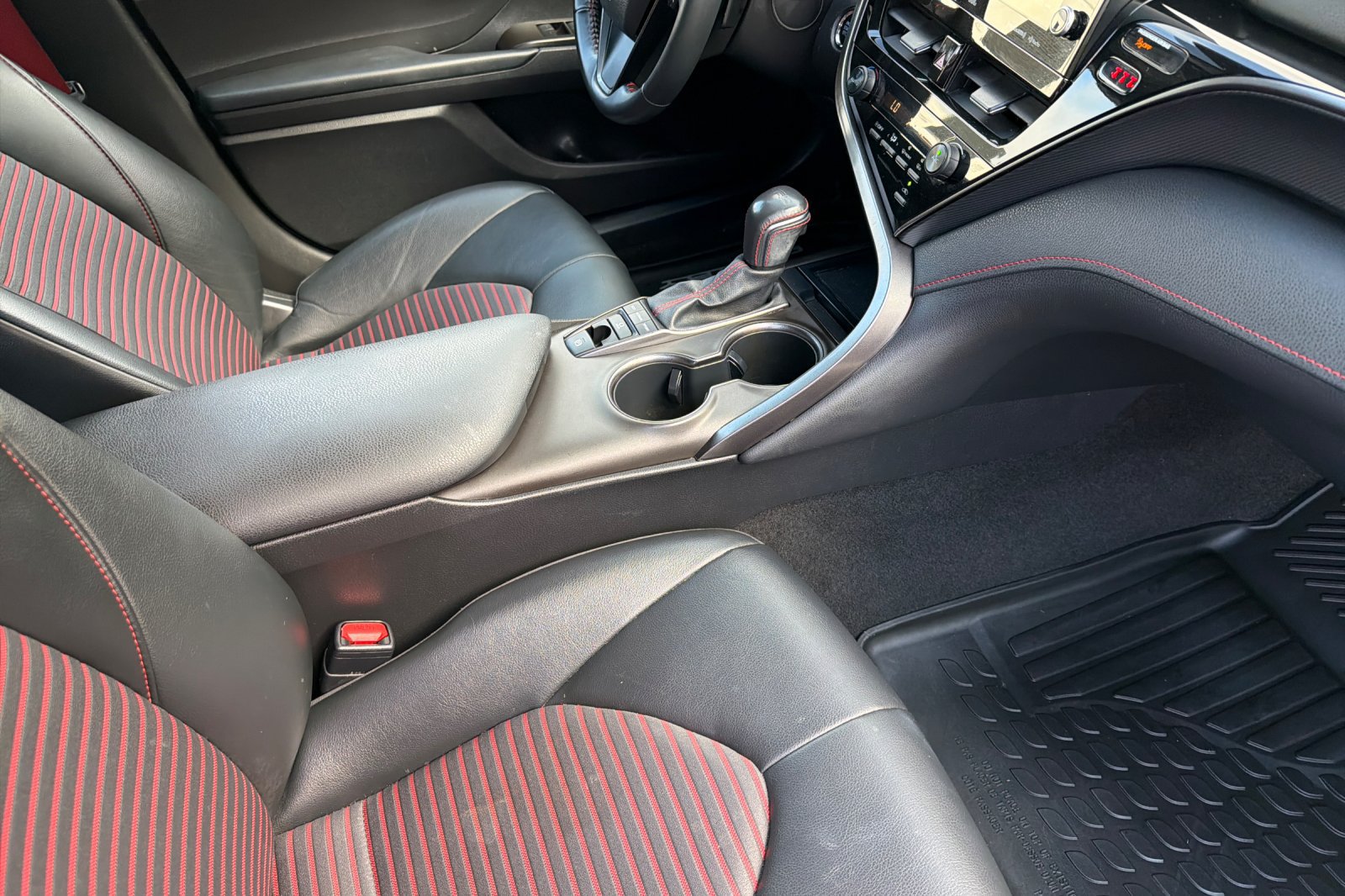 Used 2021 Toyota Camry TRD w/ TRD Package w/JBL Audio FWD image 19