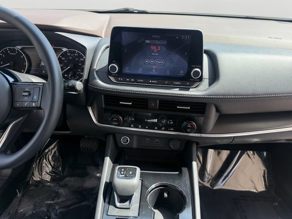 Used 2023 Nissan Rogue SV AWD/4WD image 14