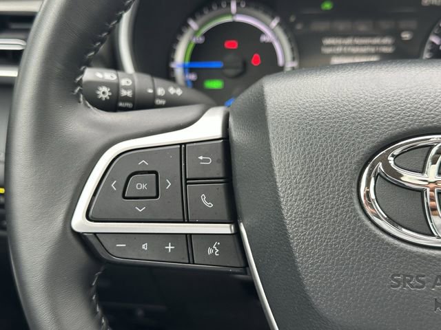Certified 2024 Toyota Highlander XLE AWD/4WD image 13