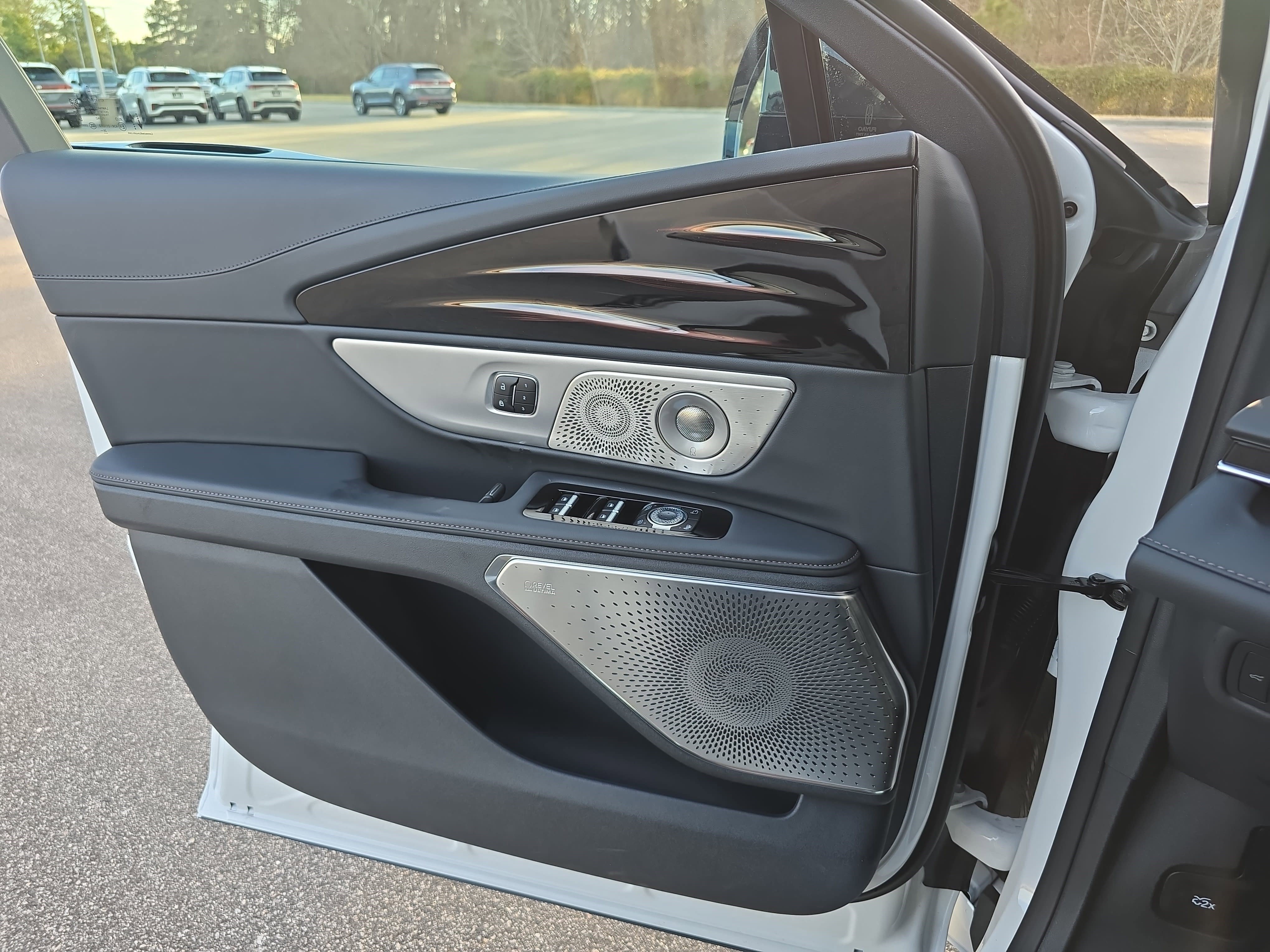 New 2026 Lincoln Nautilus Reserve AWD/4WD image 27