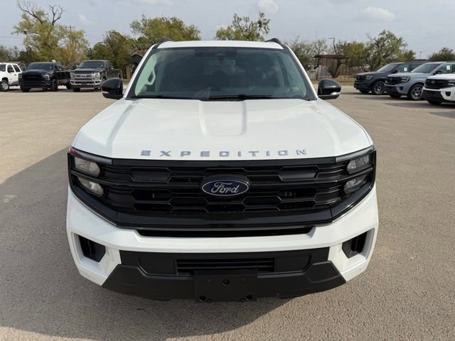 New 2025 Ford Expedition Max Active image 2