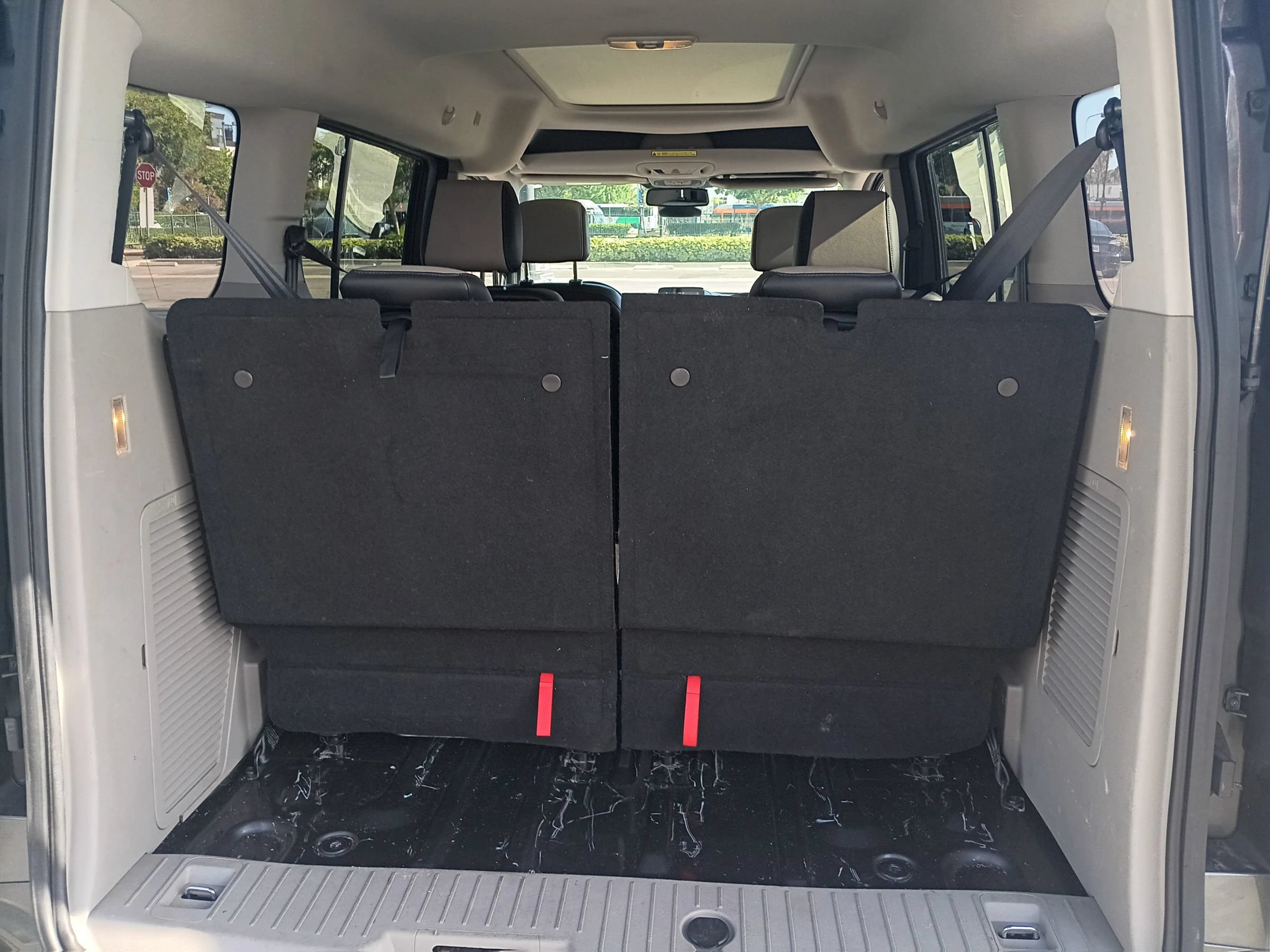 Used 2019 Ford Transit Connect Titanium w/ Titanium Premium Package FWD image 10