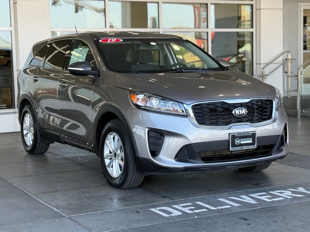 Used 2019 Kia Sorento LX image 6