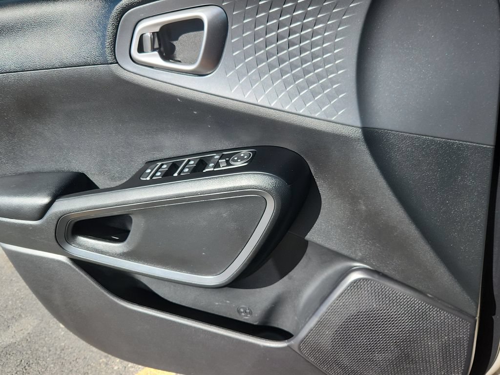 Used 2020 Kia Soul EX w/ Option Group 015 FWD image 9