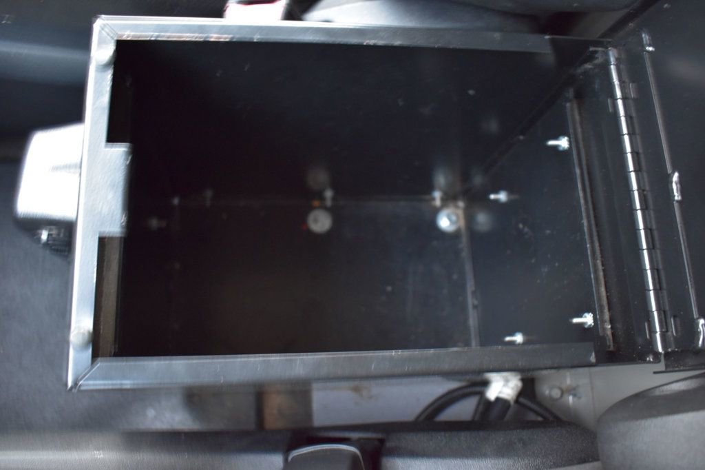 Used 2013 RAM C/V Tradesman image 34