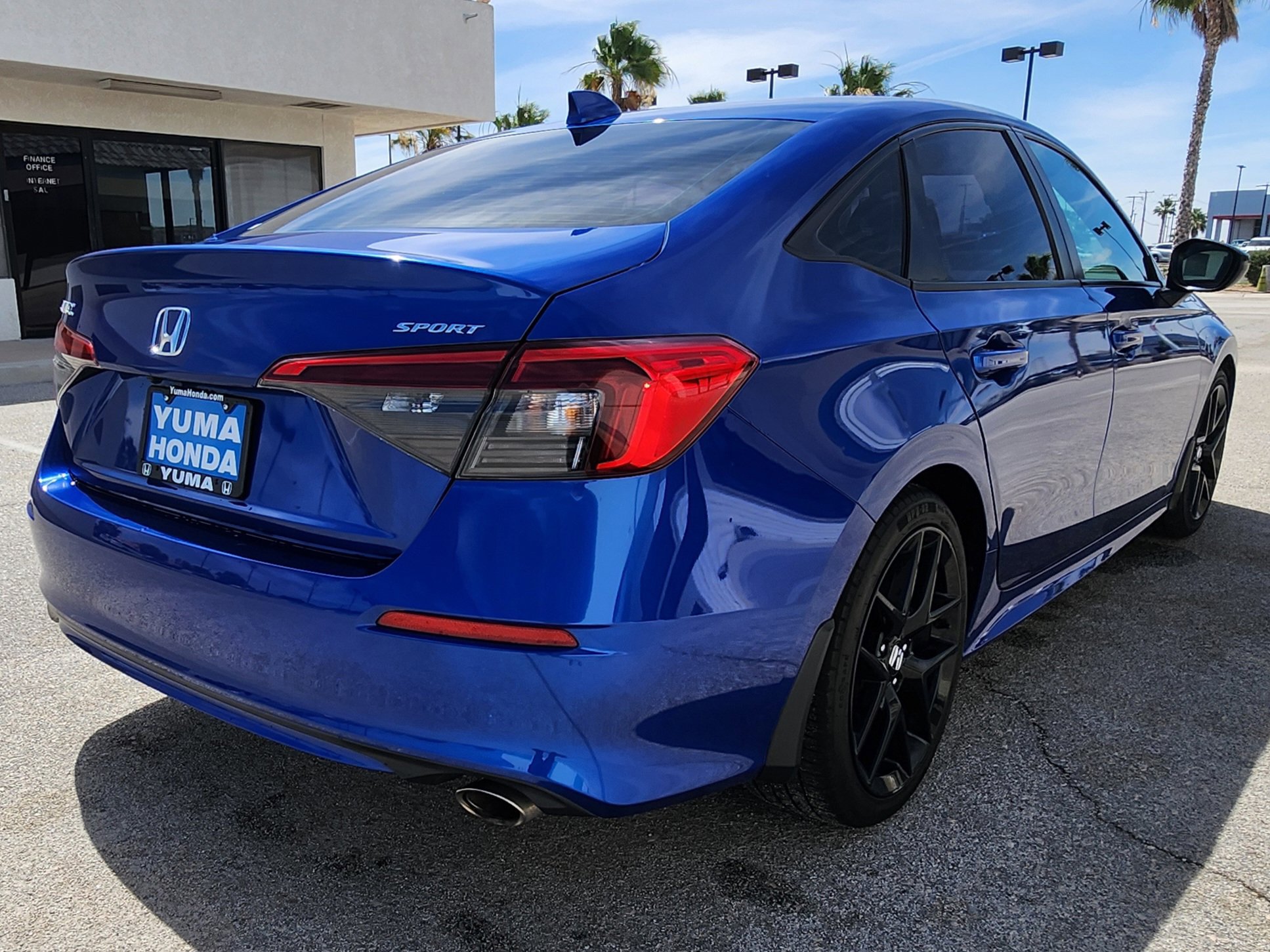 Used 2023 Honda Civic Sport image 5