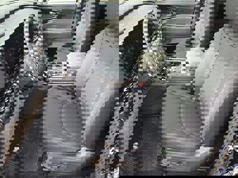 New 2026 Kia Carnival LXS image 6