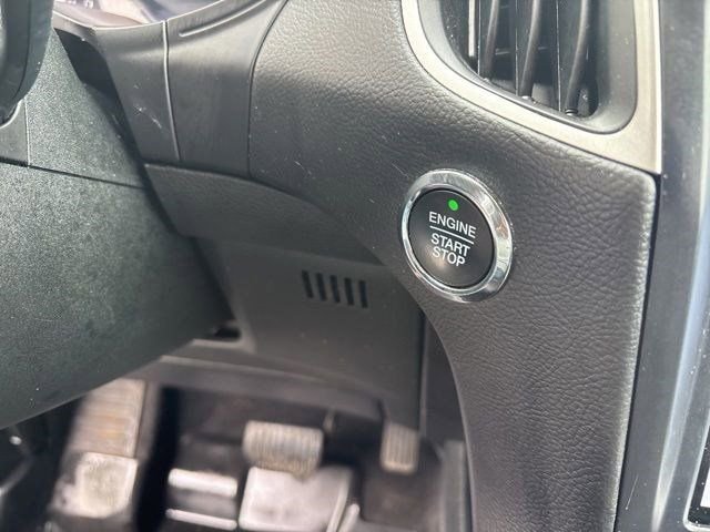 Used 2023 Ford Edge SEL AWD/4WD image 19