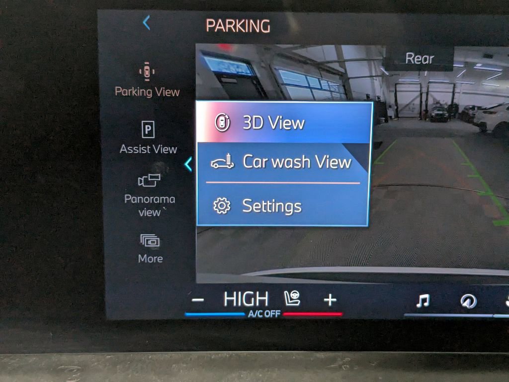 Used 2025 BMW X5 xDrive40i image 24