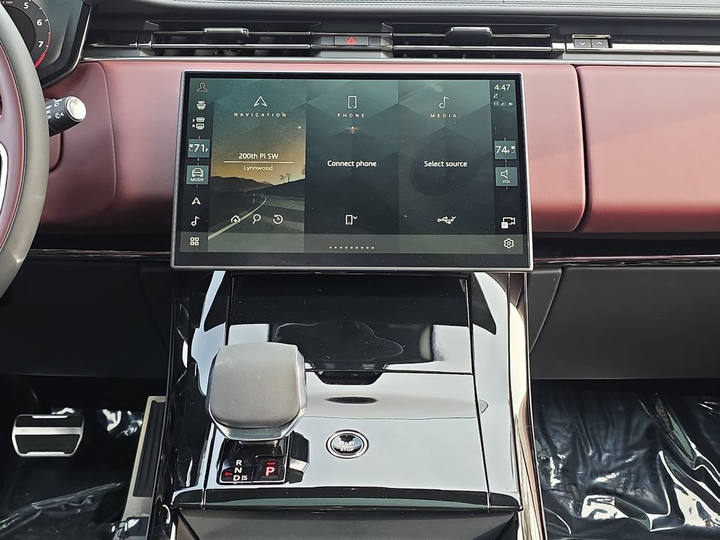 New 2025 Land Rover Range Rover Sport Dynamic SE AWD/4WD image 20
