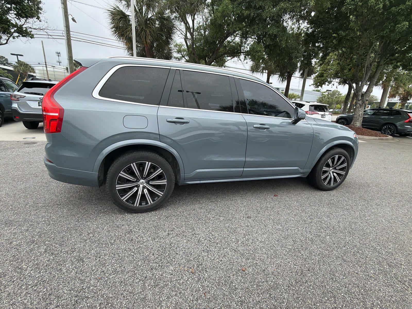 Used 2023 Volvo XC90 B5 Core AWD/4WD image 16