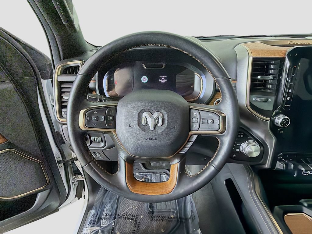 Used 2024 RAM 1500 Limited AWD/4WD image 35