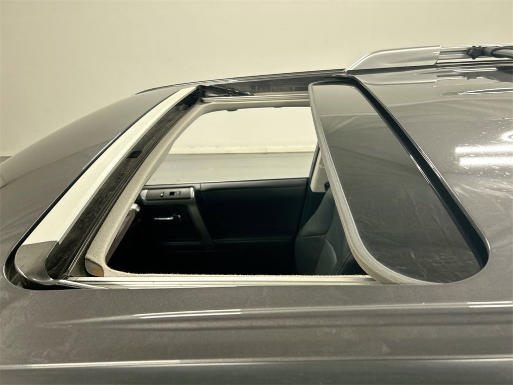 Used 2022 Toyota 4Runner Limited image 20