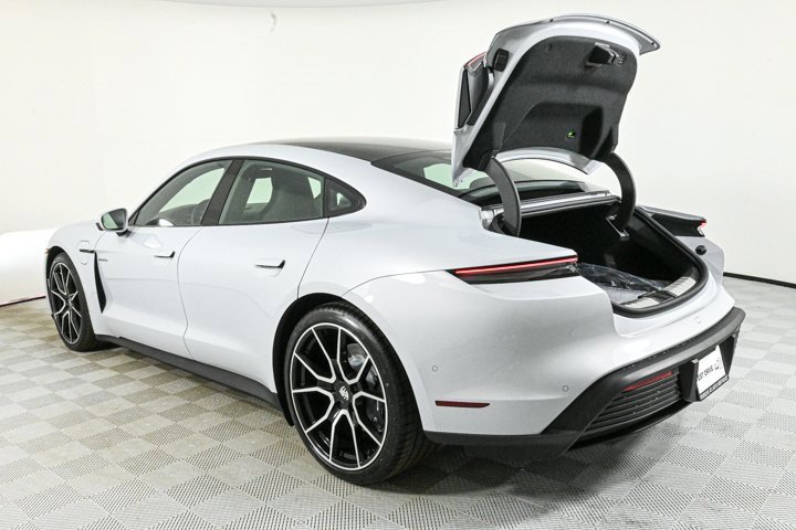 New 2025 Porsche Taycan image 32