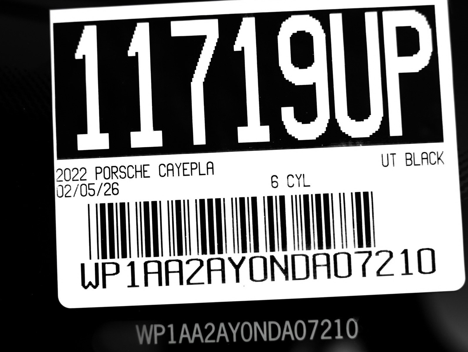 Certified 2022 Porsche Cayenne Platinum Edition w/ Premium Package Plus image 29