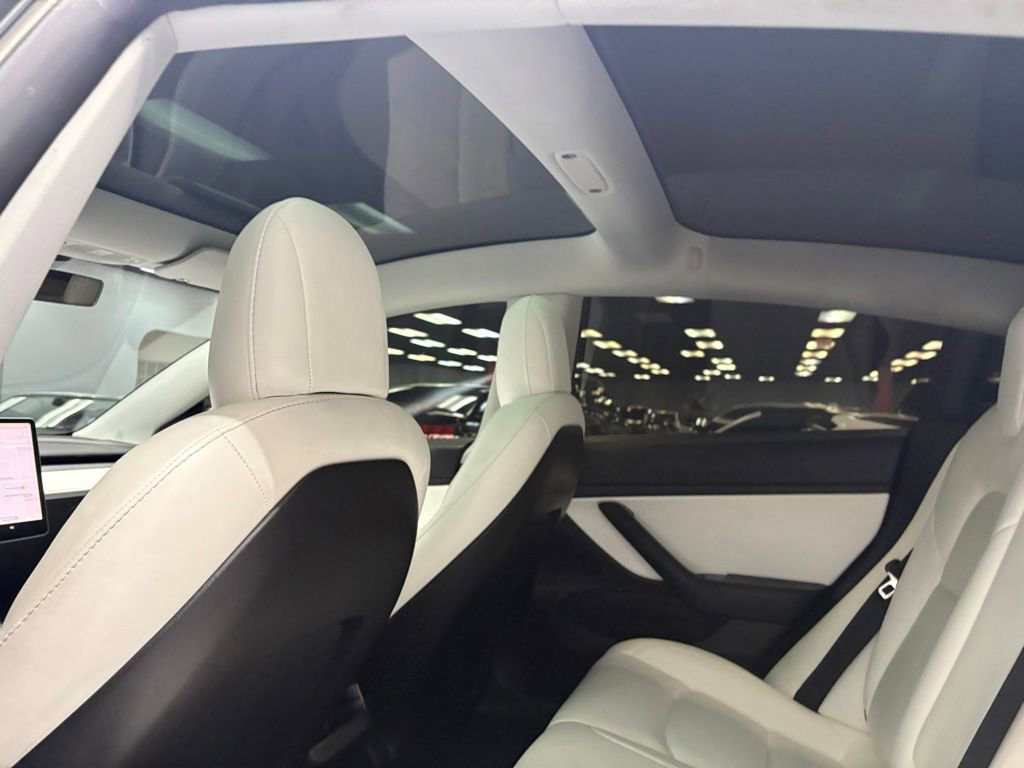 Used 2020 Tesla Model 3 Standard Range Plus RWD image 47