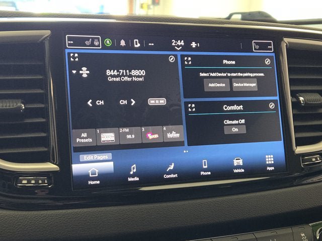 Used 2024 Chrysler Pacifica Touring-L FWD image 26