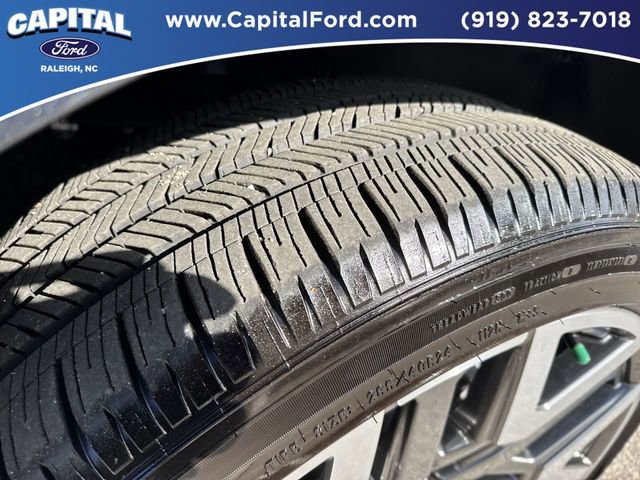 Certified 2025 Ford Expedition Max Platinum w/ Platinum Ultimate Package AWD/4WD image 13
