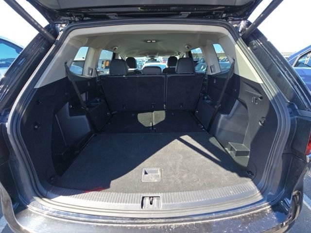 Used 2025 Volkswagen Atlas SE image 18