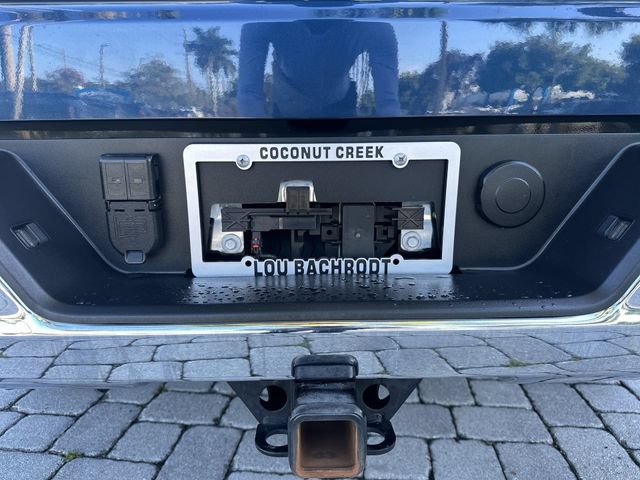 Used 2022 Chevrolet Silverado 1500 LT w/ Safety Package RWD image 13