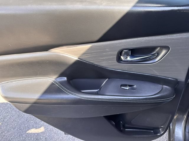 Used 2018 Nissan Murano SL w/ Moonroof Package AWD/4WD image 15