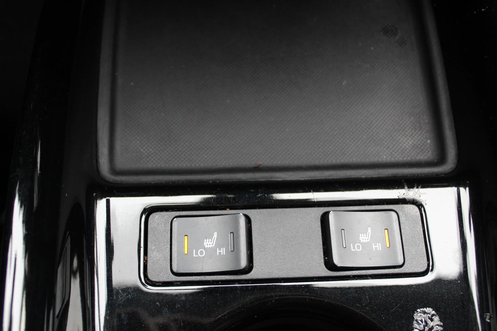Used 2020 Toyota Prius Prime LE FWD image 24