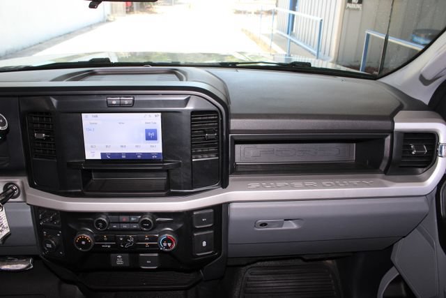 Used 2025 Ford F250 XL w/ XL Off-Road Package AWD/4WD image 27