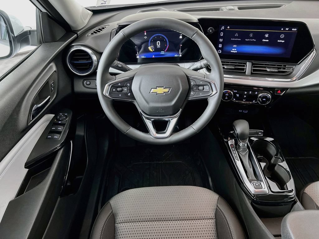 New 2026 Chevrolet Trax LT w/ Driver Confidence Package FWD image 21