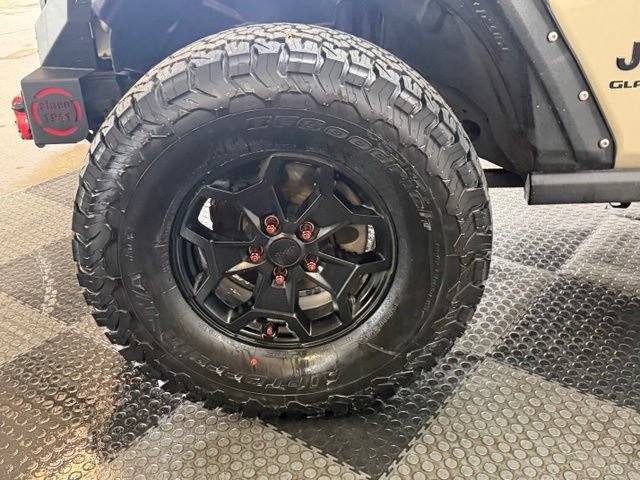 Used 2022 Jeep Gladiator Sport AWD/4WD image 14