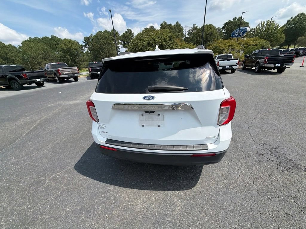 Used 2020 Ford Explorer XLT RWD image 14