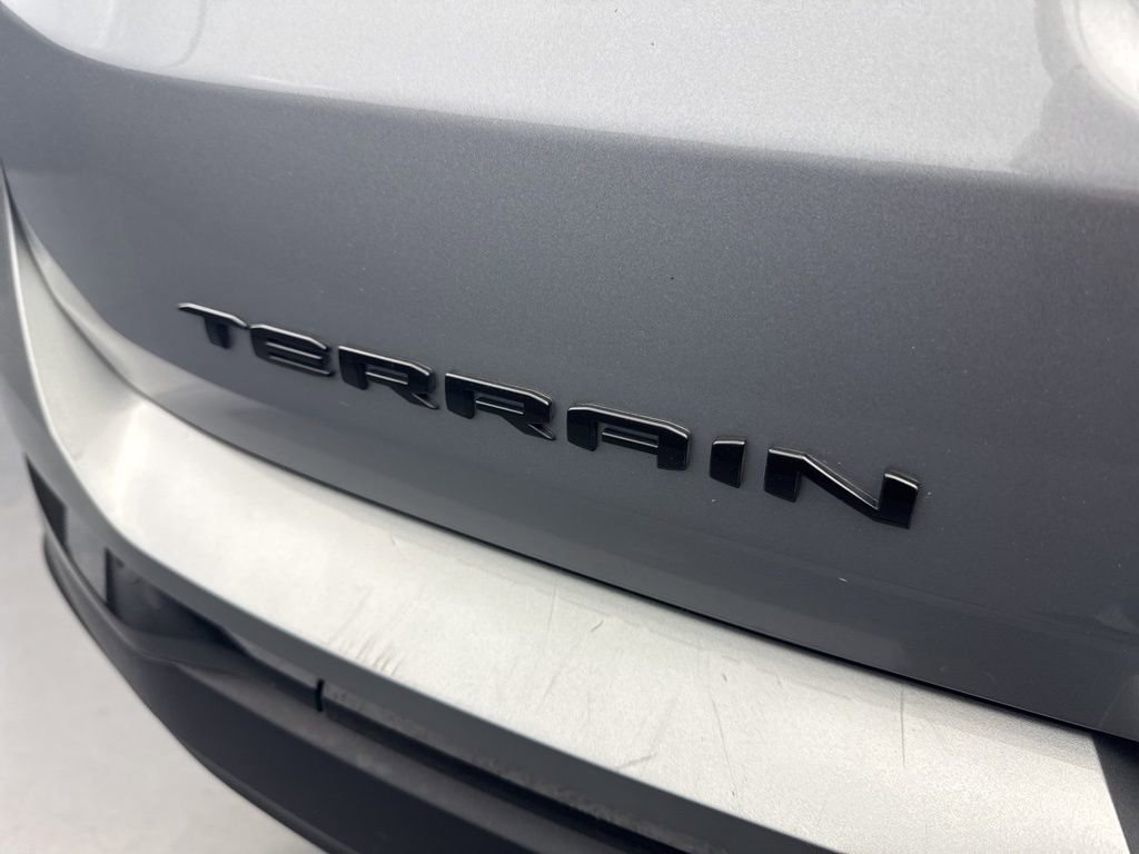 Used 2024 GMC Terrain SLE w/ Elevation Edition FWD image 39