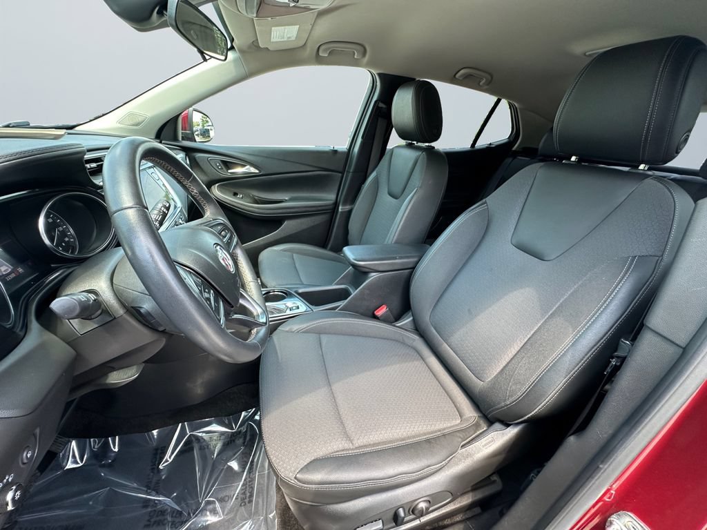 Used 2023 Buick Encore GX Select w/ Sport Touring Package AWD/4WD image 9