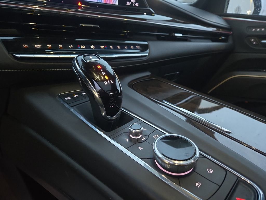 Certified 2023 Cadillac Escalade Sport Platinum image 25