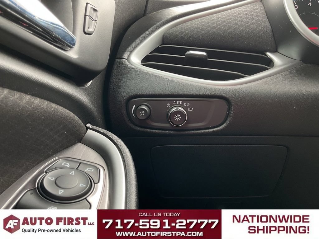 Used 2021 Chevrolet Malibu RS FWD image 21