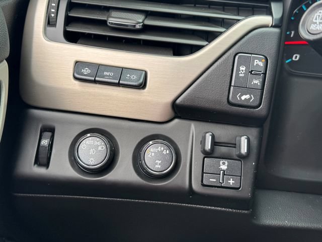 Used 2019 GMC Yukon XL Denali AWD/4WD image 29