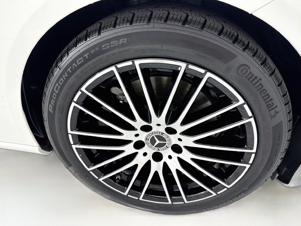 Certified 2023 Mercedes-Benz C 300 Sedan image 30