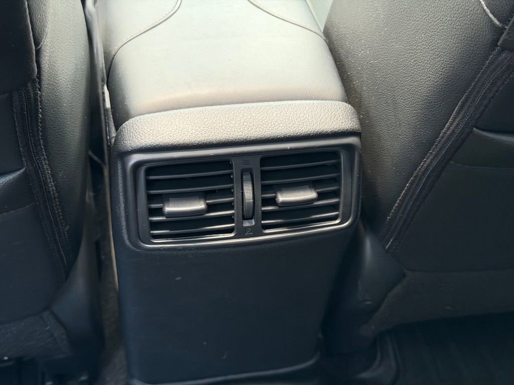 Used 2019 Nissan Rogue SL w/ Premium Package AWD/4WD image 27