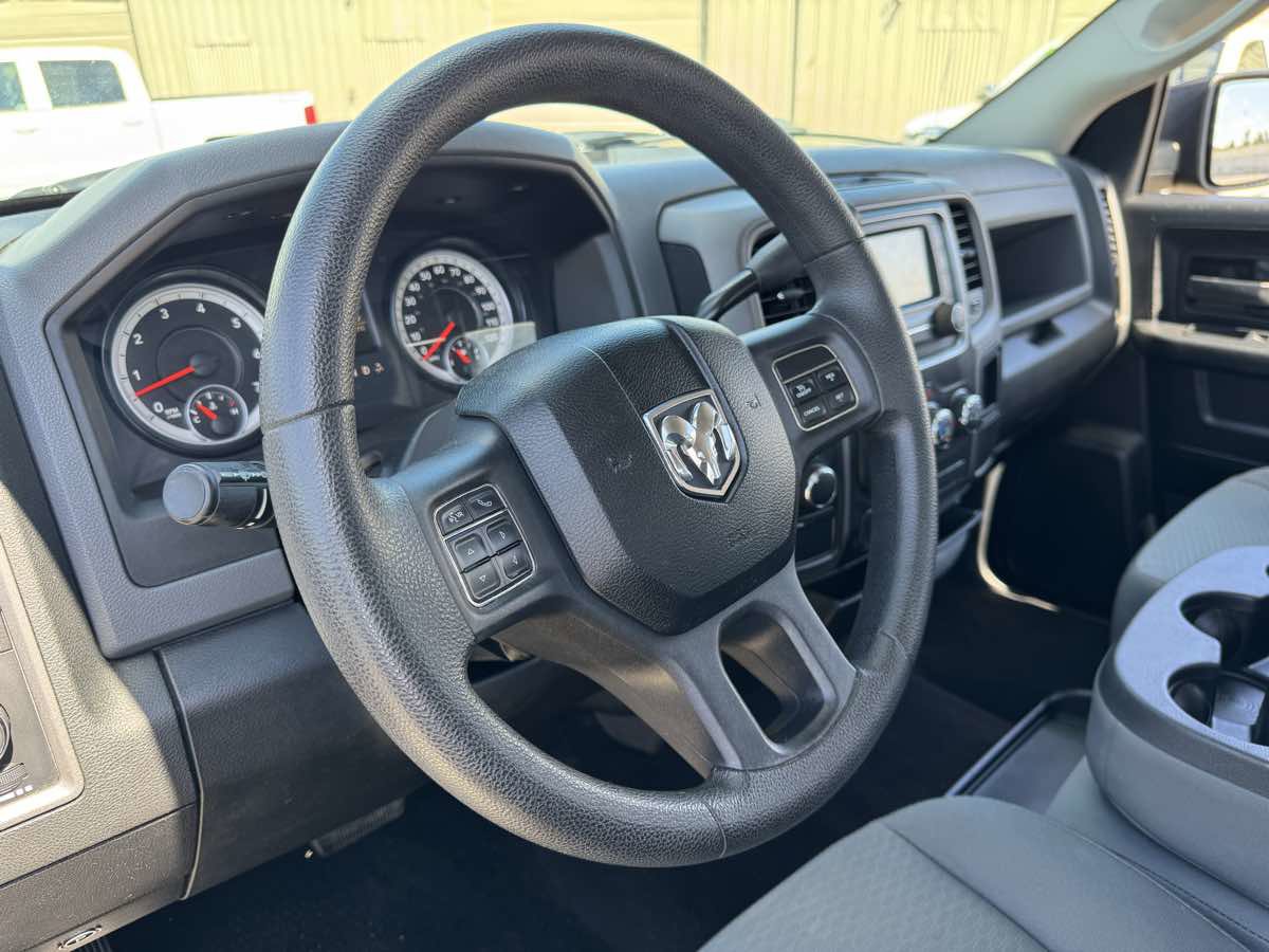 Used 2014 RAM 1500 Express w/ Black Ram 1500 Express Group AWD/4WD image 22