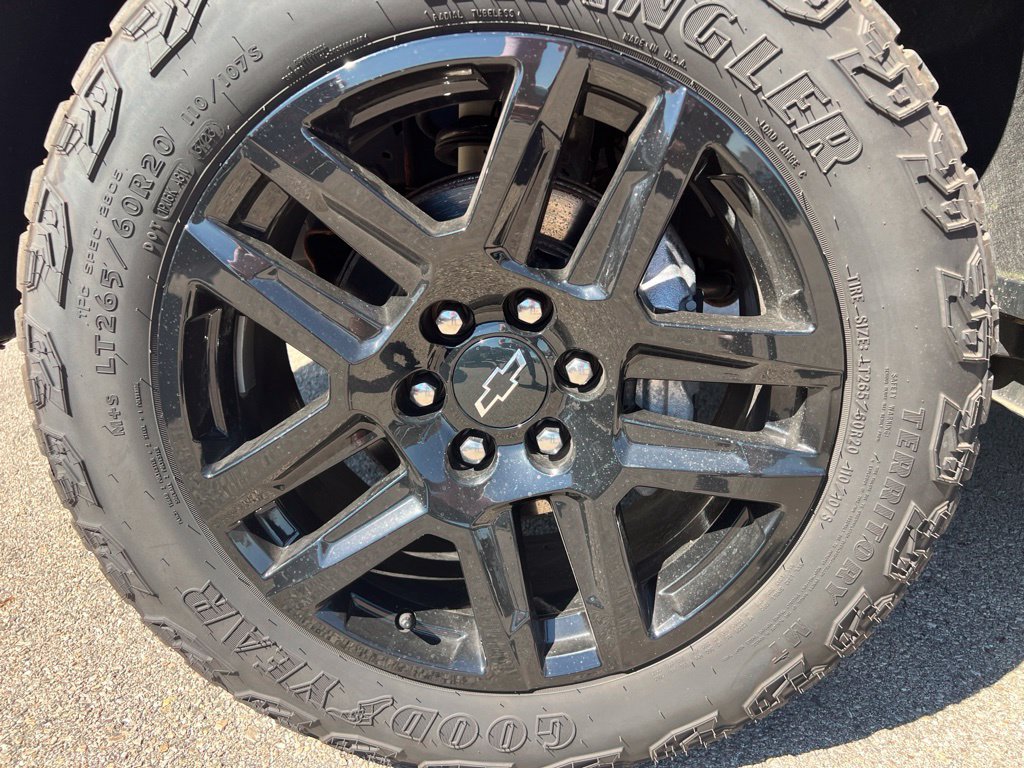 Used 2024 Chevrolet Silverado 1500 LT Trail Boss w/ LT Trail Boss Premium Package AWD/4WD image 8