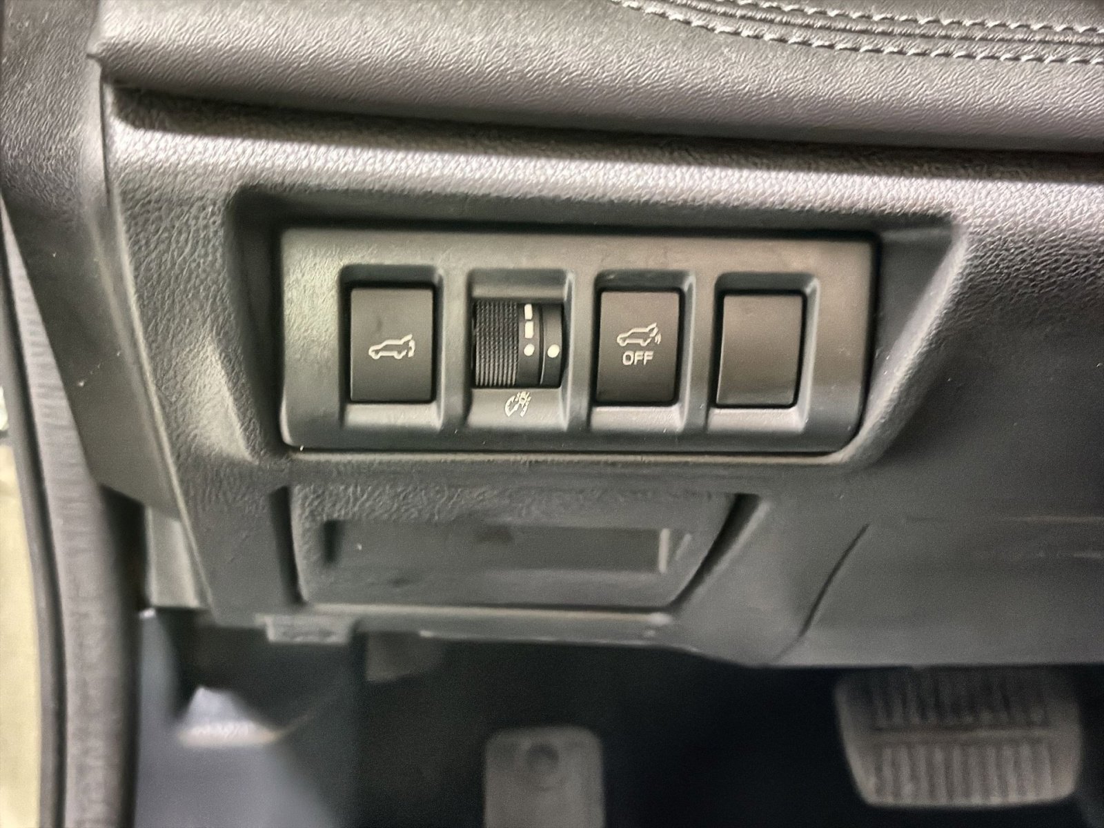 Used 2024 Subaru Outback Touring image 31