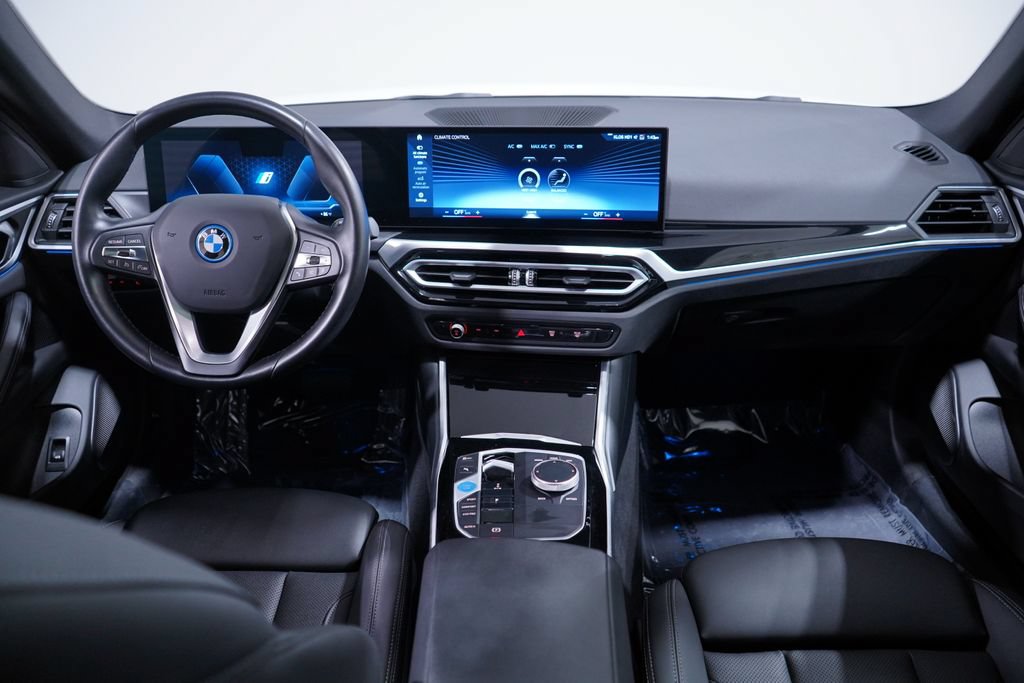 Used 2023 BMW i4 eDrive35 RWD image 11